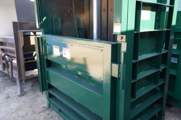 Gerenoveerde PTR 60 Inch 2300 verticale (neerwaartse) balenpers