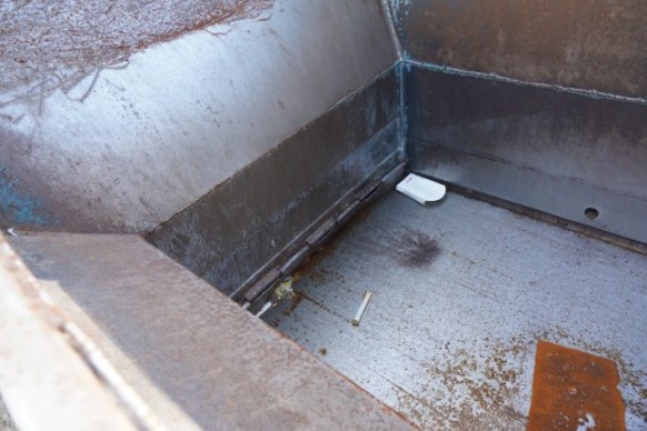 Begagnad Marathon stängd dörr sida ut manuell slips horisontell balpress