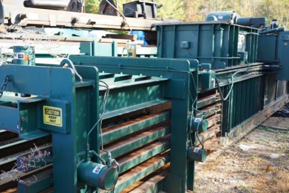 Brugt Selco (Harris) Single Ram Auto Tie Horizontal Baler