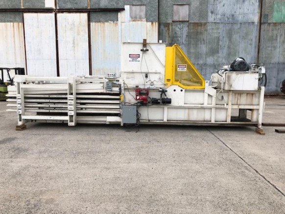 Used Maren Single Ram Manual Tie Open End Auto-Tie Horizontal Baler