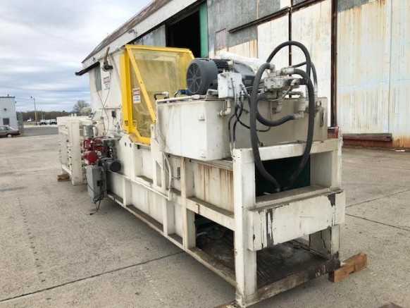 Used Maren Single Ram Manual Tie Open End Auto-Tie Horizontal Baler