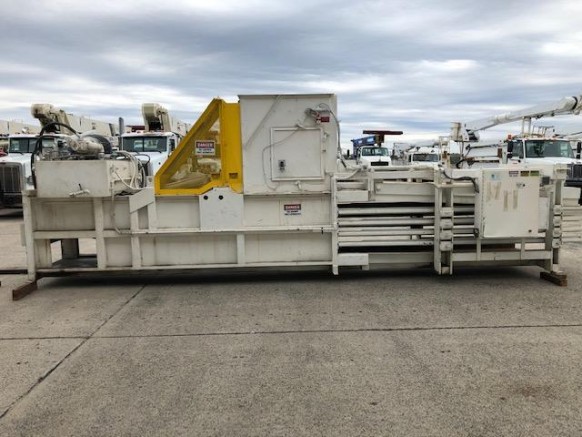 Used Maren Single Ram Manual Tie Open End Auto-Tie Horizontal Baler
