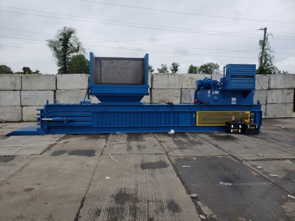 Usado (recondicionado) Prensa enfardadeira horizontal Harris HAL-60-NFFEFP de porta fechada manual