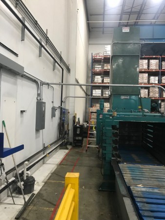 Gebruikte Maren 338-4242-120R Single Ram Open End Auto-Tie horizontale balenpers