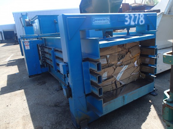 Brugt International 4430-50 Single Ram Open End Auto-Tie Horizontal Baler