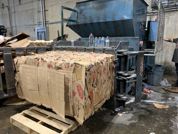 Presse à balles horizontale d&#39;occasion Marathon Gemini Xtreme à porte fermée