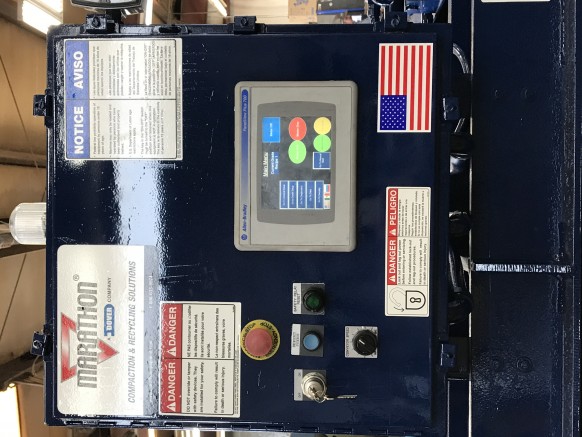 Käytetty Marathon WS 5042-830 Open End Auto-Tie vaakasuora paalain