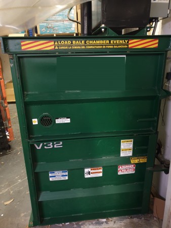 2019 nyare BACE Stockroom Baler
