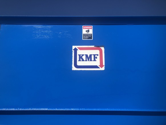 Empacadora horizontal de doble pistón KMF usada