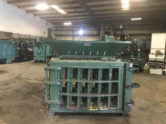 Pressa Per Balle Ad Espulsione Completa