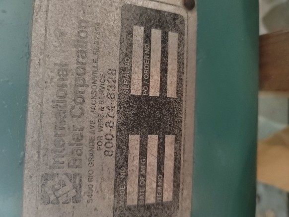 Cravatta automatica internazionale 4430-50 del 1997