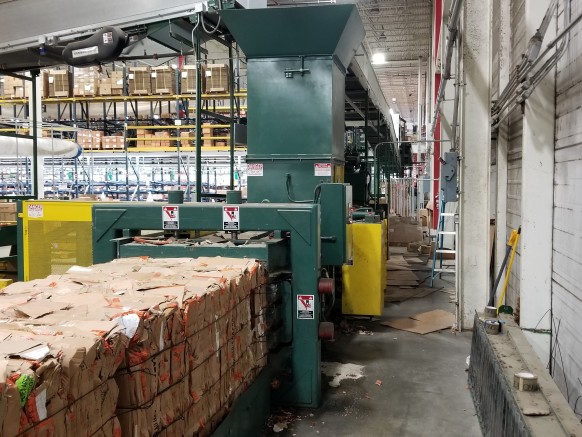 Gebrauchte IBC Single Ram Auto-Tie Horizontalballenpresse