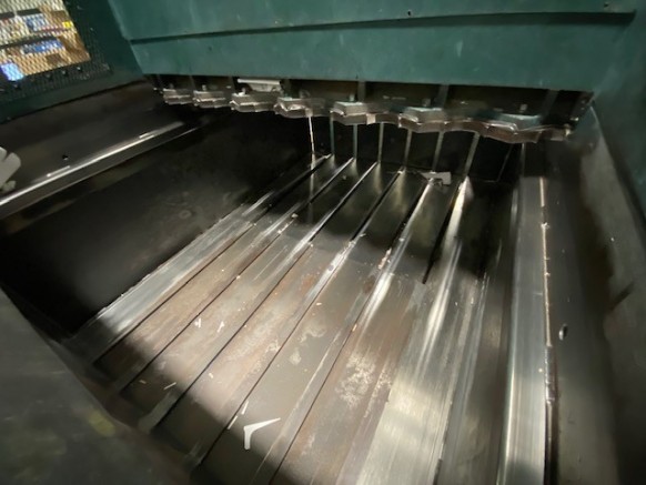 Reconditioned IBC Closed Door Baler with Infeed Conveyor