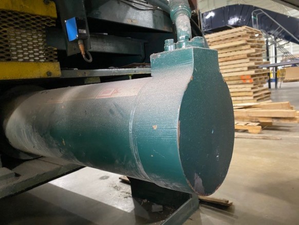 Reconditioned IBC Closed Door Baler with Infeed Conveyor