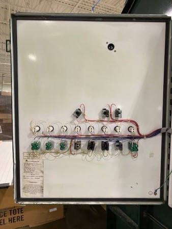 Reconditioned IBC Closed Door Baler with Infeed Conveyor