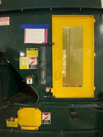 Reconditioned IBC Closed Door Baler with Infeed Conveyor