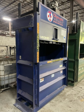 Begagnad BACE Vertikal Balpress