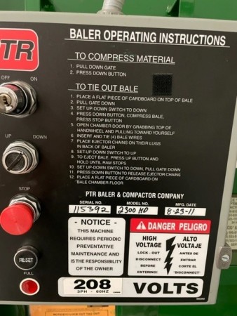 Presse à balles verticales PTR d&#39;occasion