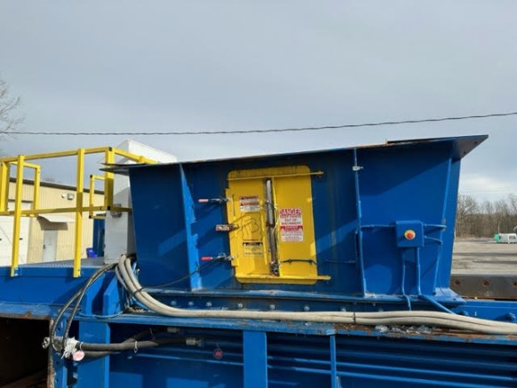 Used IBC TR11-T75-HP Two-Ram Baler