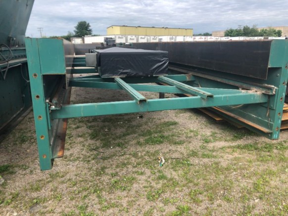 Gebrauchtes Mosley Gorilla Two Ram &amp; 72" breites Gummi-Kombinations-Ballenpressen-Einlaufförderband