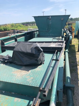 Gebrauchtes Mosley Gorilla Two Ram &amp; 72" breites Gummi-Kombinations-Ballenpressen-Einlaufförderband