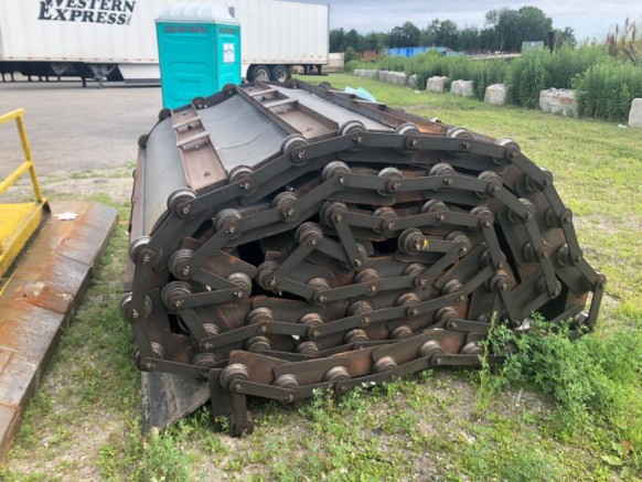 Gebrauchtes Mosley Gorilla Two Ram &amp; 72" breites Gummi-Kombinations-Ballenpressen-Einlaufförderband